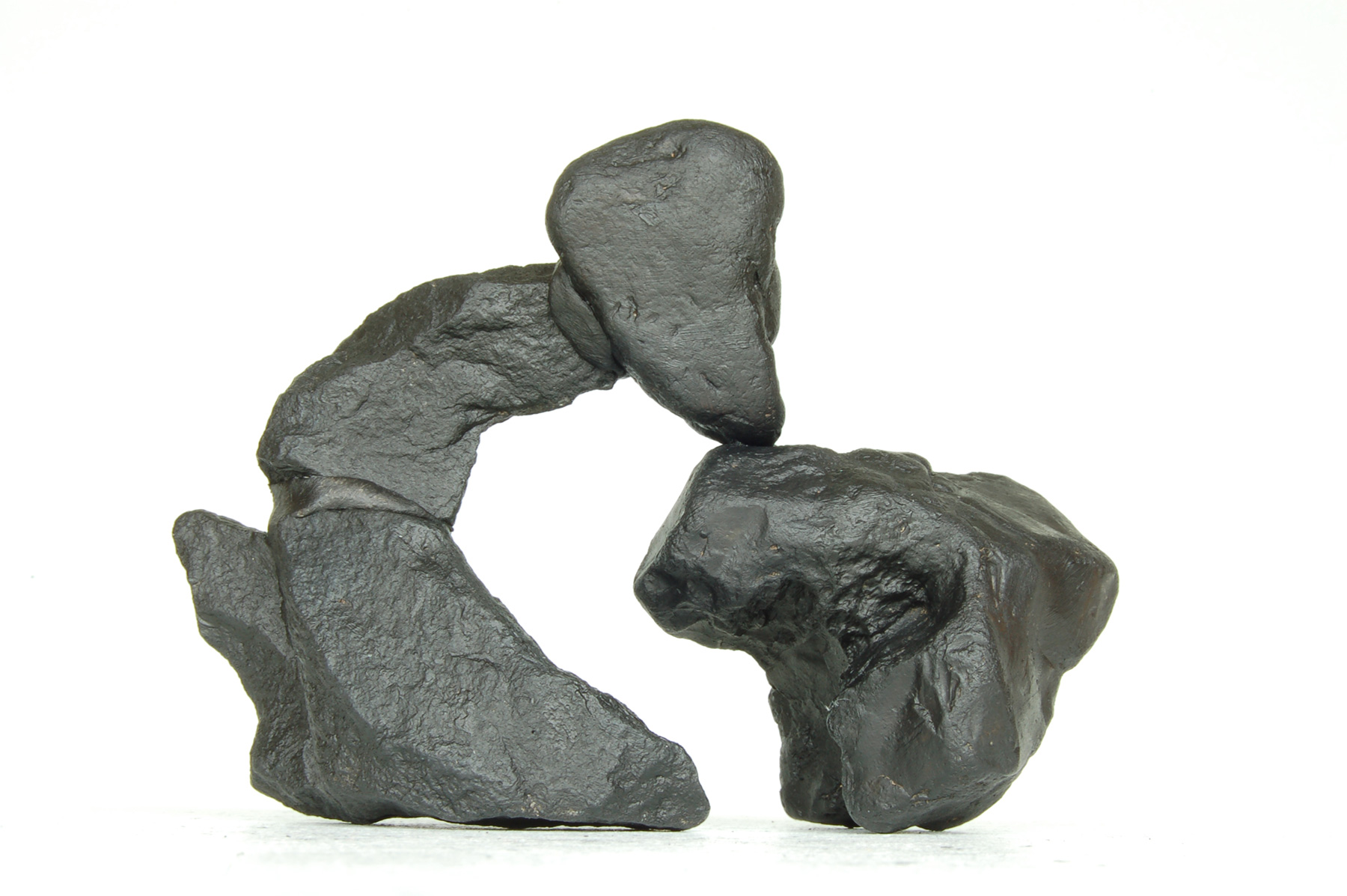 Jean-Michel Sanejouand - Sculpture - Boire à la source - 2010 - Stones painted in black
